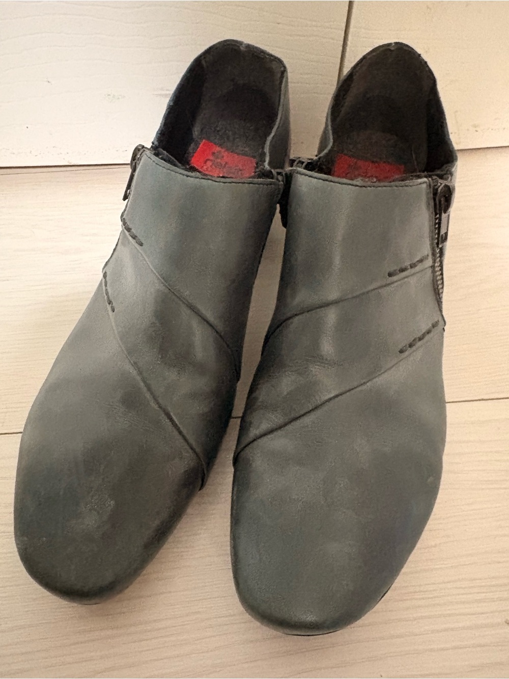 Ladies Rieker size 9 booties - Picture 3 of 8